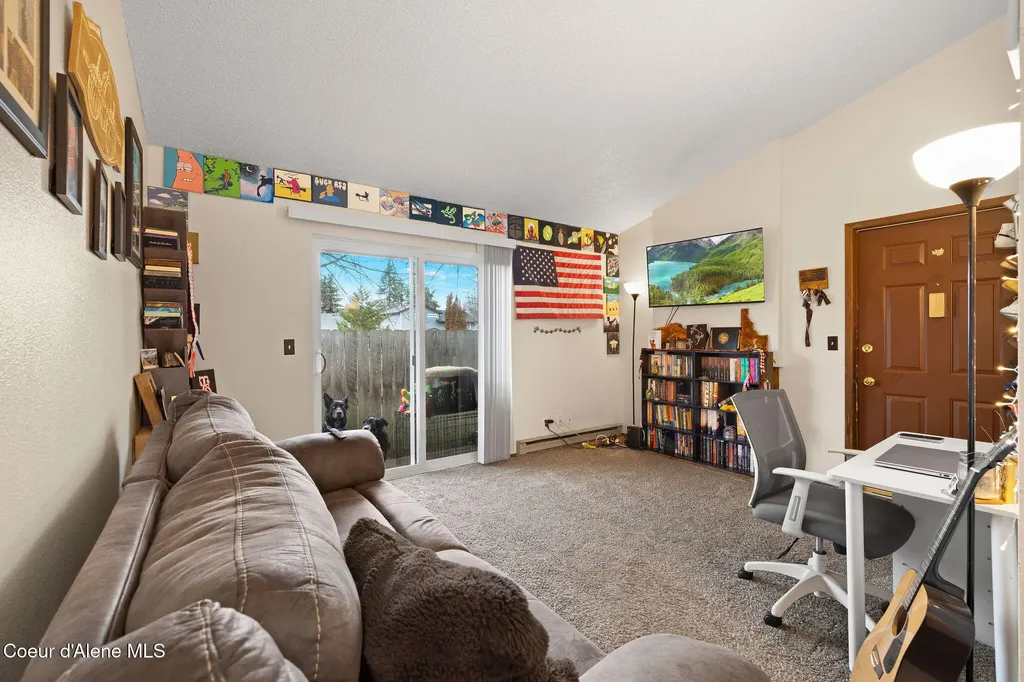 126 E Willow Tree Lane Hayden ID 83835