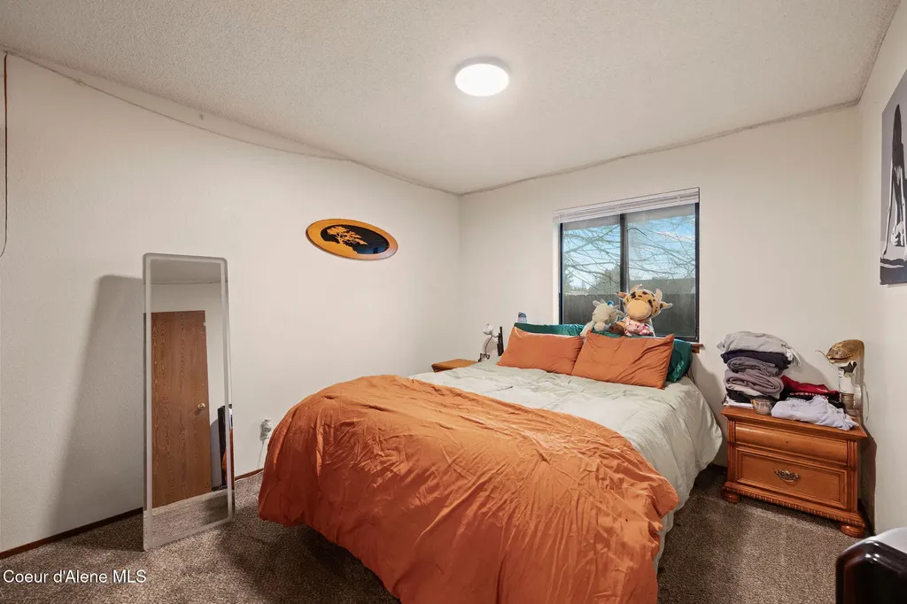 126 E Willow Tree Lane Hayden ID 83835