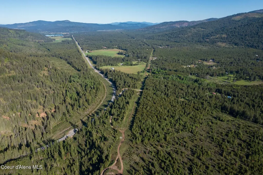 Nka Lot 3 Flat Iron Spirit Lake ID 83869
