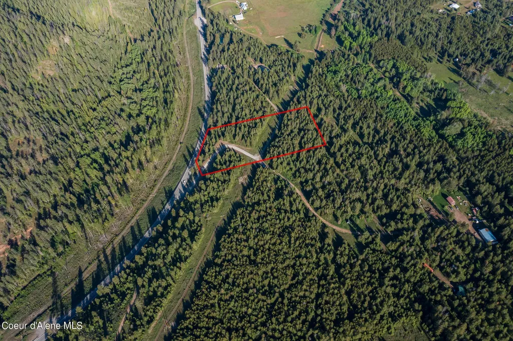Nka Lot 3 Flat Iron Spirit Lake ID 83869