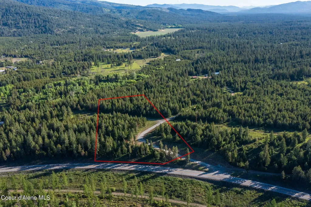 Nka Lot 3 Flat Iron Spirit Lake ID 83869