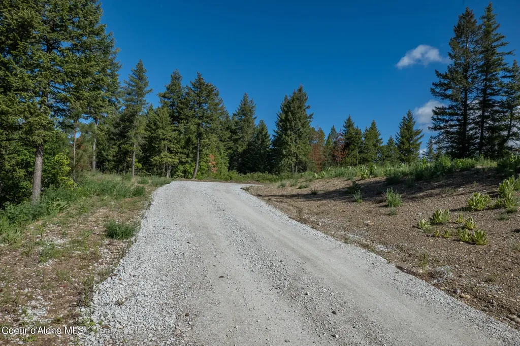 Nka Lot 3 Flat Iron Spirit Lake ID 83869