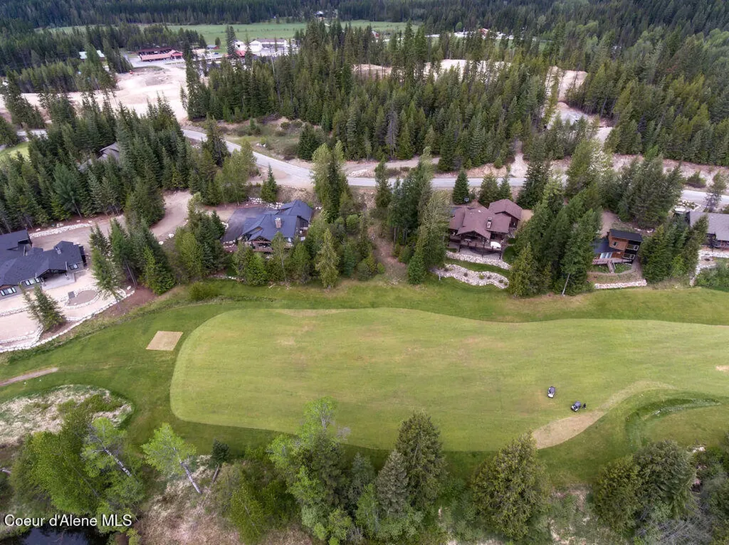 207 Long Drive Priest River ID 83856