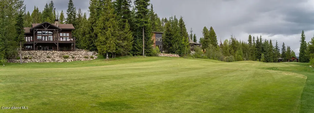 207 Long Drive Priest River ID 83856