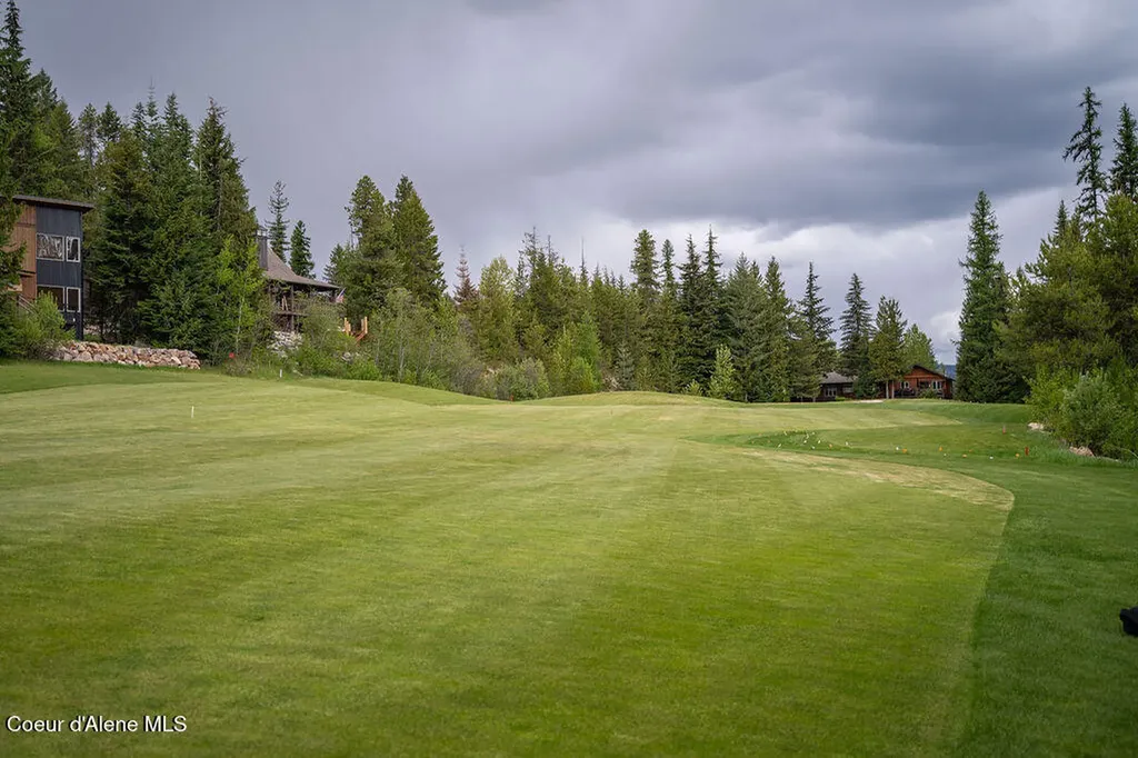 207 Long Drive Priest River ID 83856