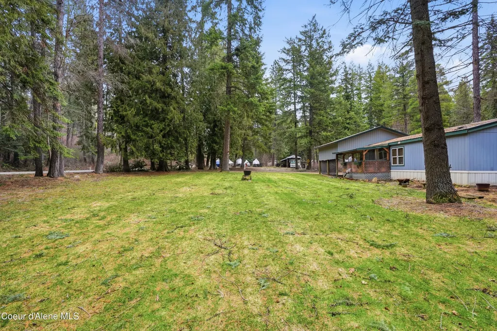 7562 W Spirit Lake Road Spirit Lake ID 83869