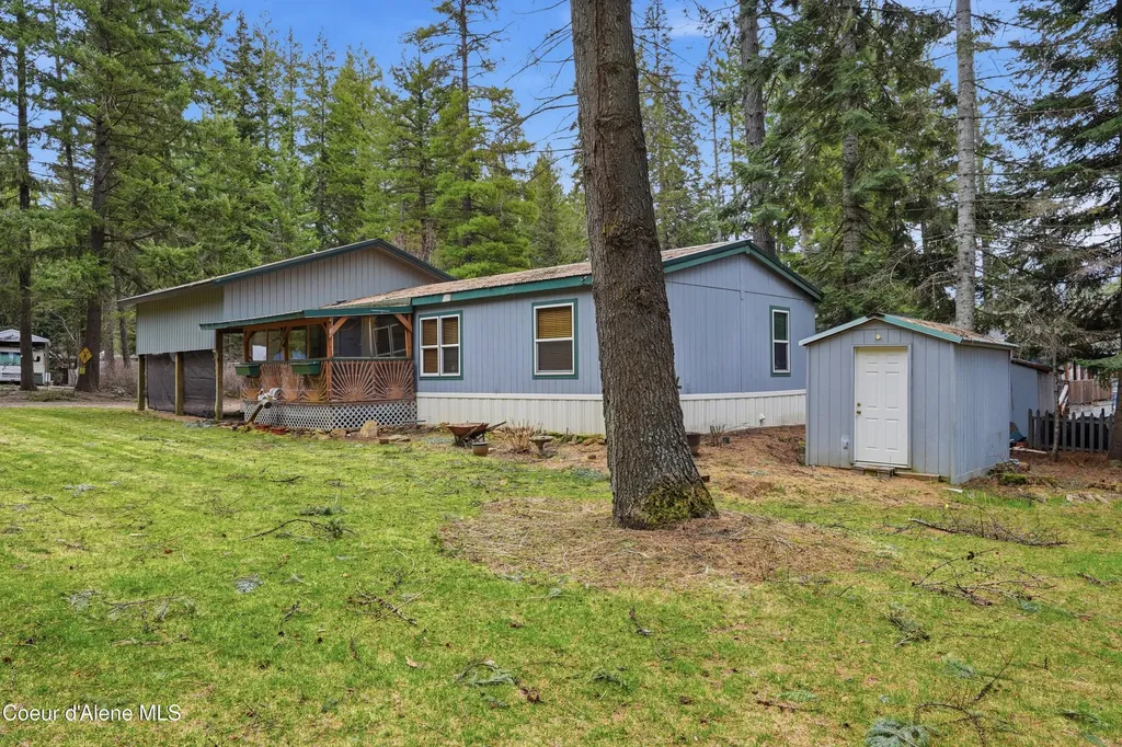 7562 W Spirit Lake Road Spirit Lake ID 83869