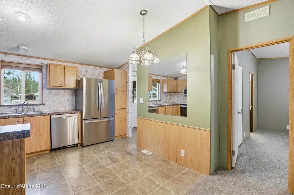 7562 W Spirit Lake Road Spirit Lake ID 83869