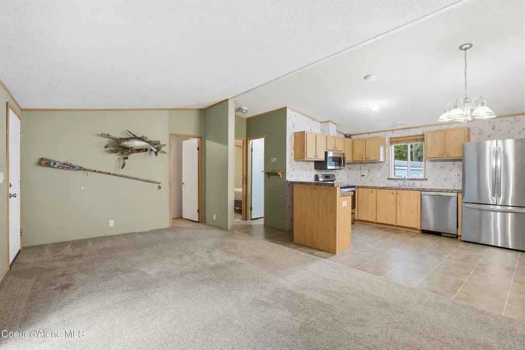 7562 W Spirit Lake Road Spirit Lake ID 83869