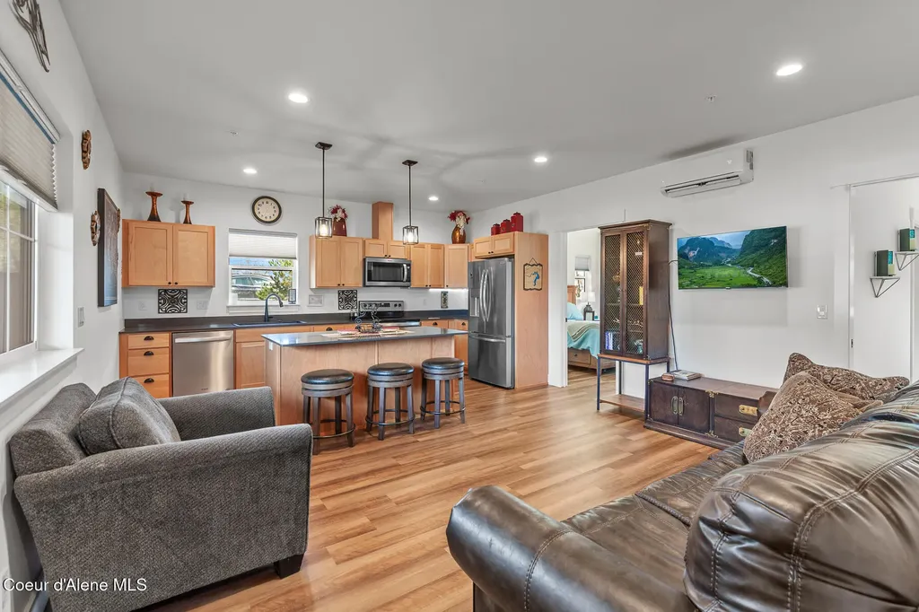 50 Carnelian Avenue Ponderay ID 83852