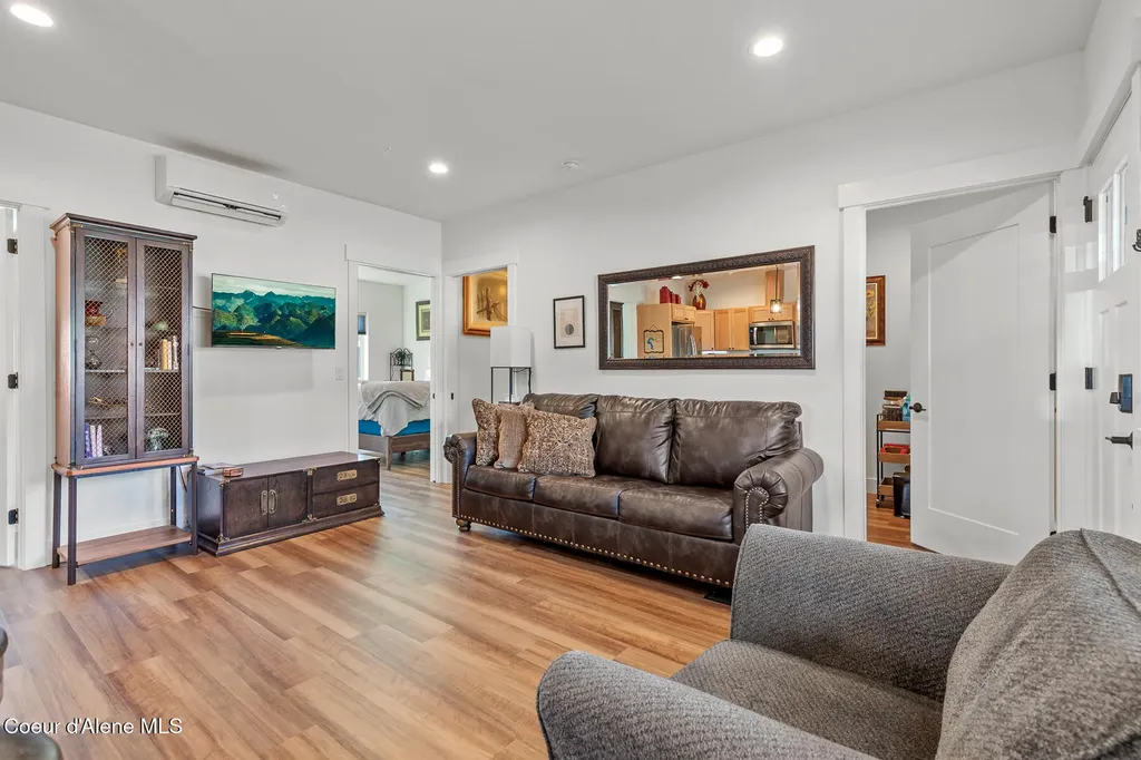50 Carnelian Avenue Ponderay ID 83852