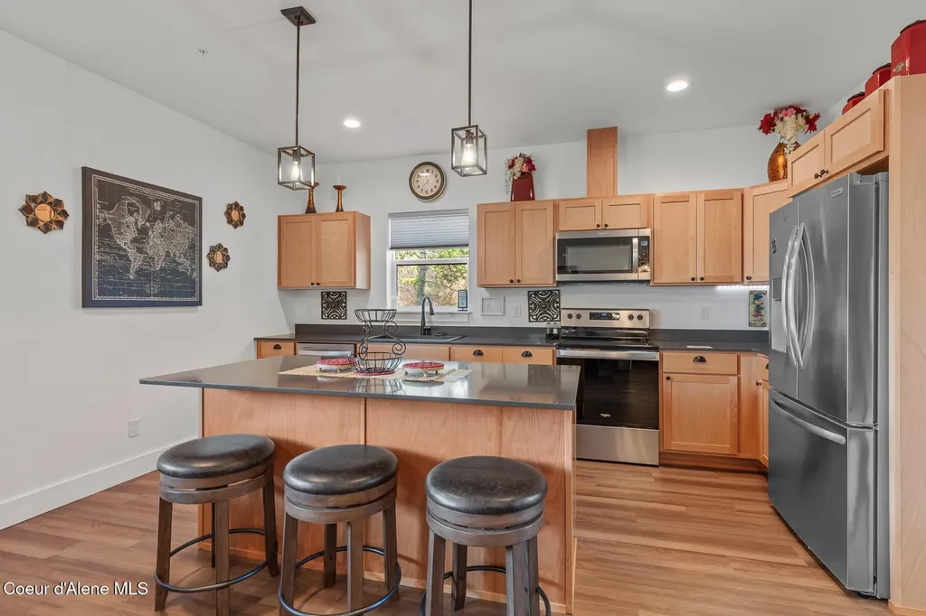50 Carnelian Avenue Ponderay ID 83852