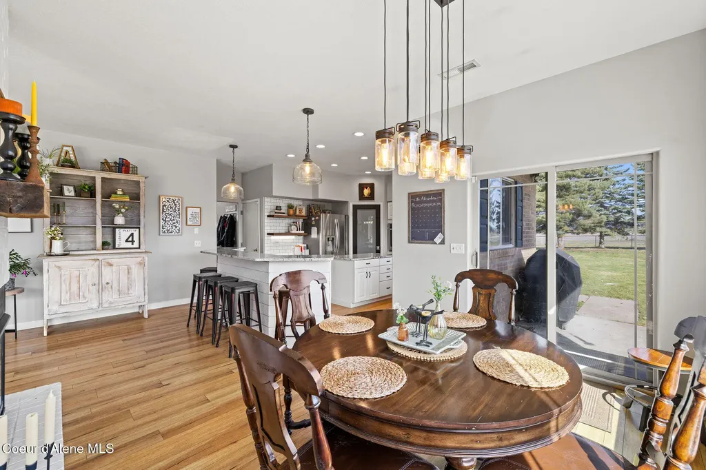 2069 W Diamond Bar Road Rathdrum ID 83858