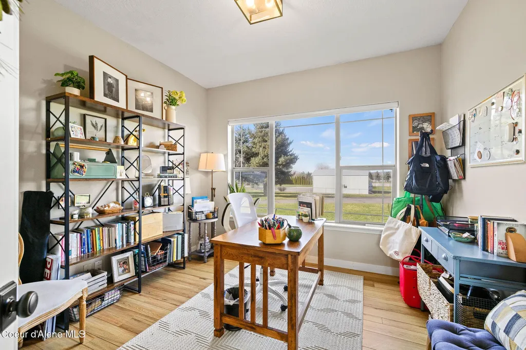 2069 W Diamond Bar Road Rathdrum ID 83858