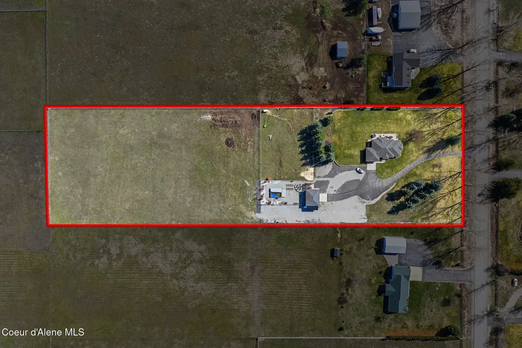 2069 W Diamond Bar Road Rathdrum ID 83858