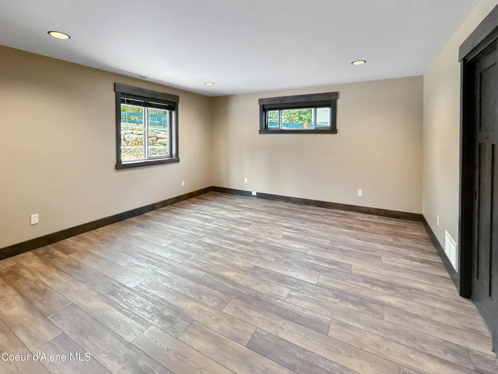 40 Palouse Drive Nordman ID 83848