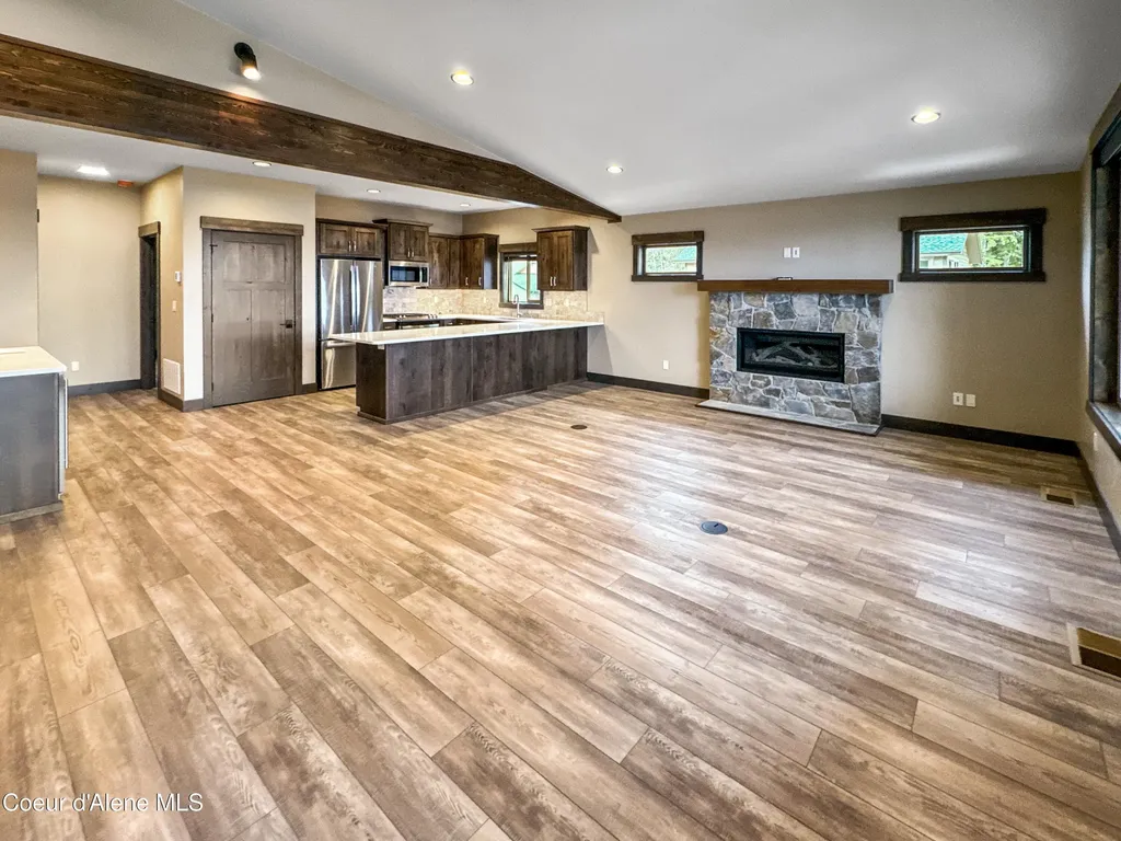 40 Palouse Drive Nordman ID 83848