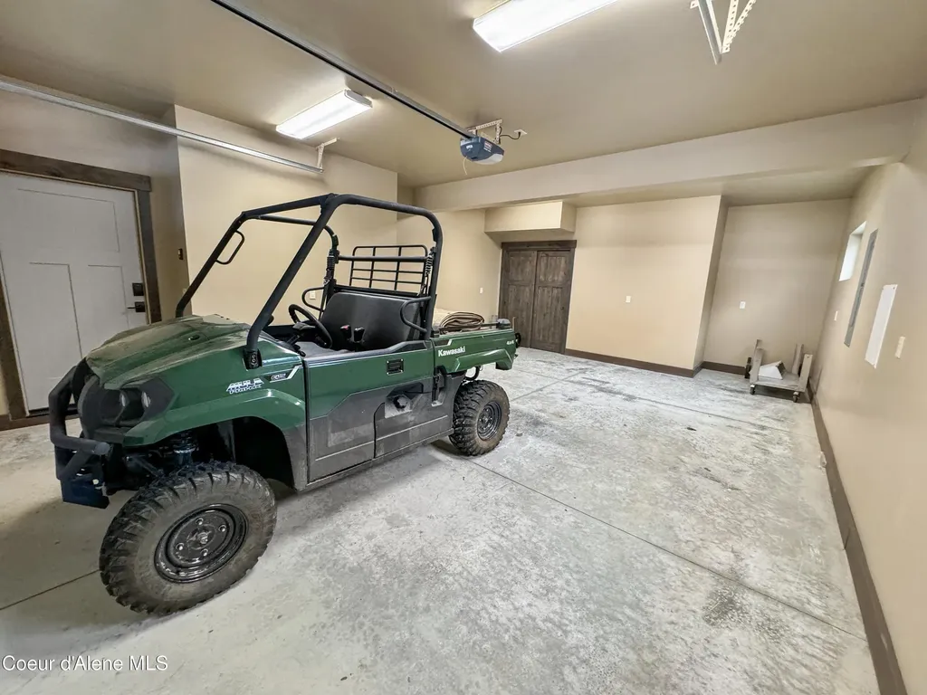 40 Palouse Drive Nordman ID 83848