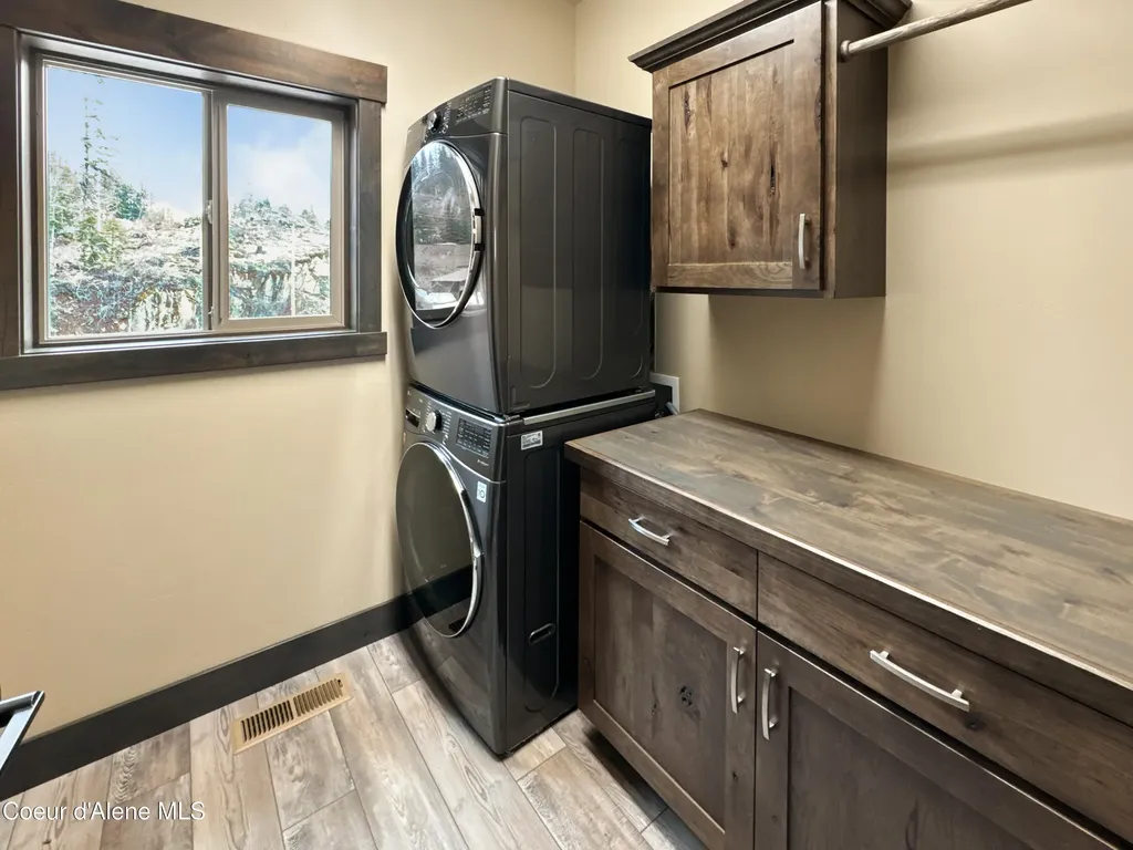 40 Palouse Drive Nordman ID 83848