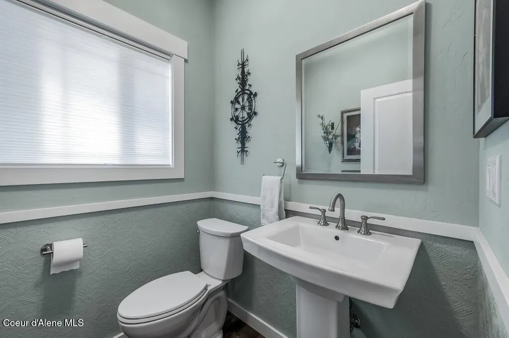 411 Louis Lane Sandpoint ID 83864