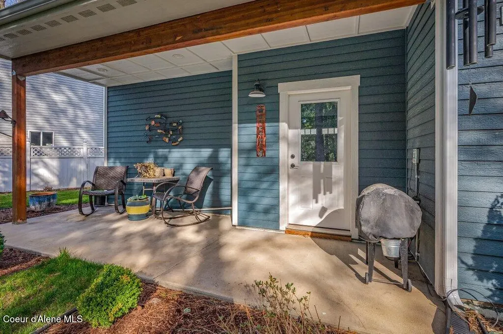411 Louis Lane Sandpoint ID 83864