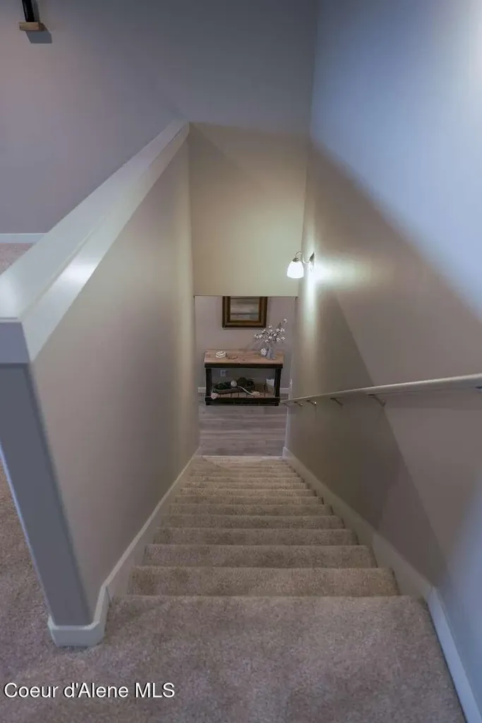 16152 N Hadley Loop Rathdrum ID 83858