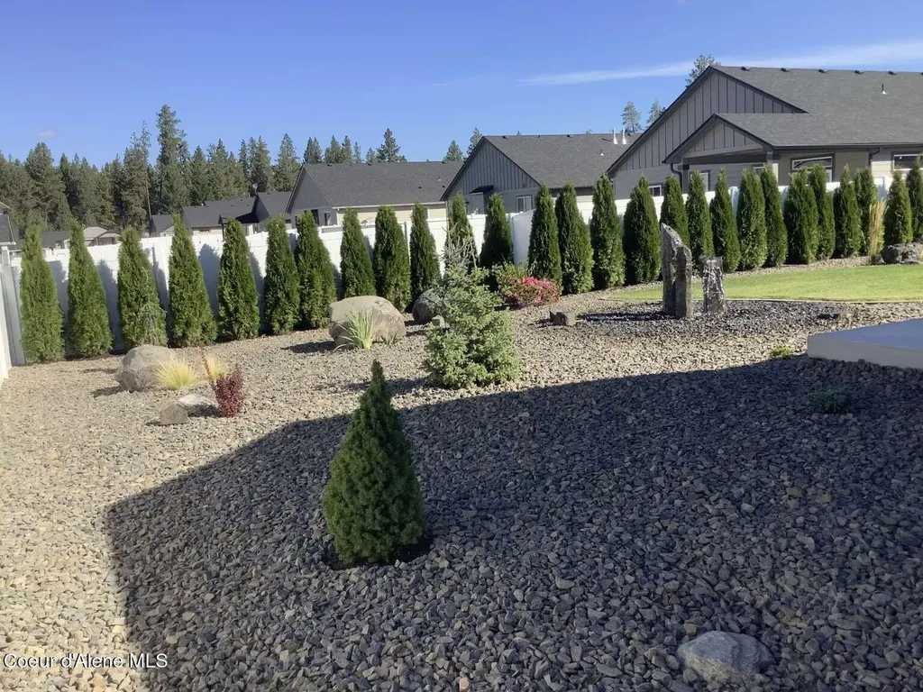 16152 N Hadley Loop Rathdrum ID 83858