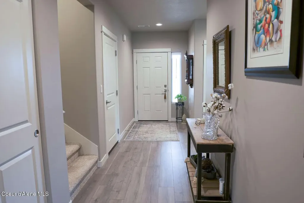 16152 N Hadley Loop Rathdrum ID 83858