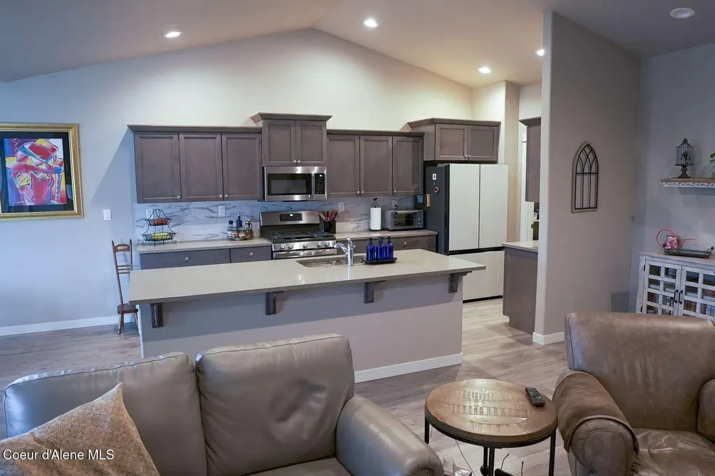 16152 N Hadley Loop Rathdrum ID 83858