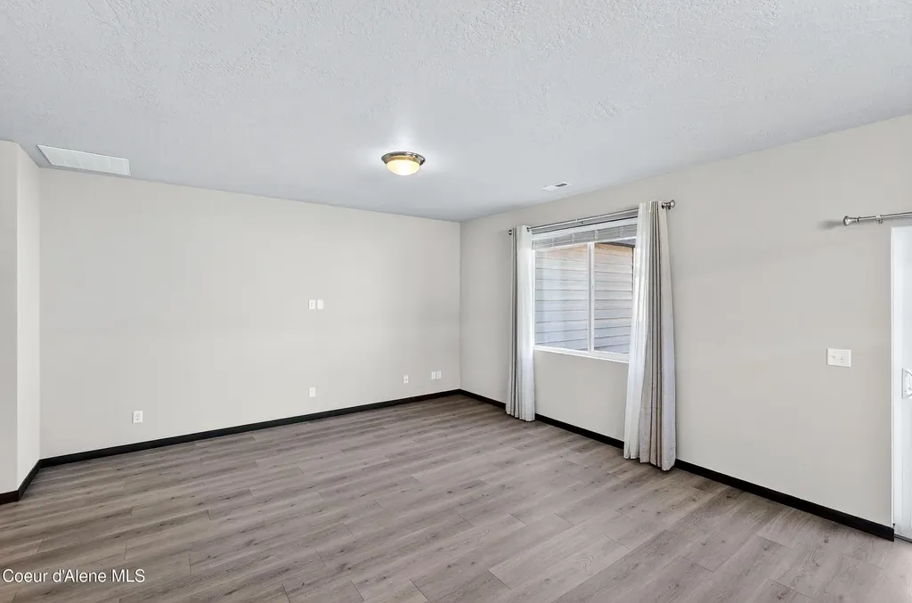 193 N Inkwood Street Post Falls ID 83854