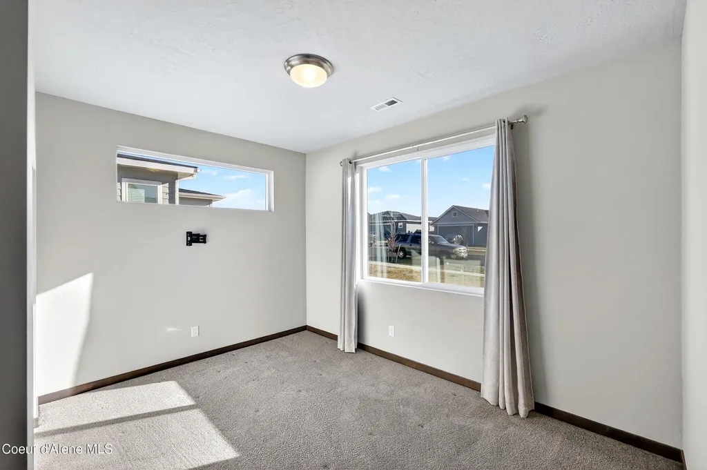 193 N Inkwood Street Post Falls ID 83854