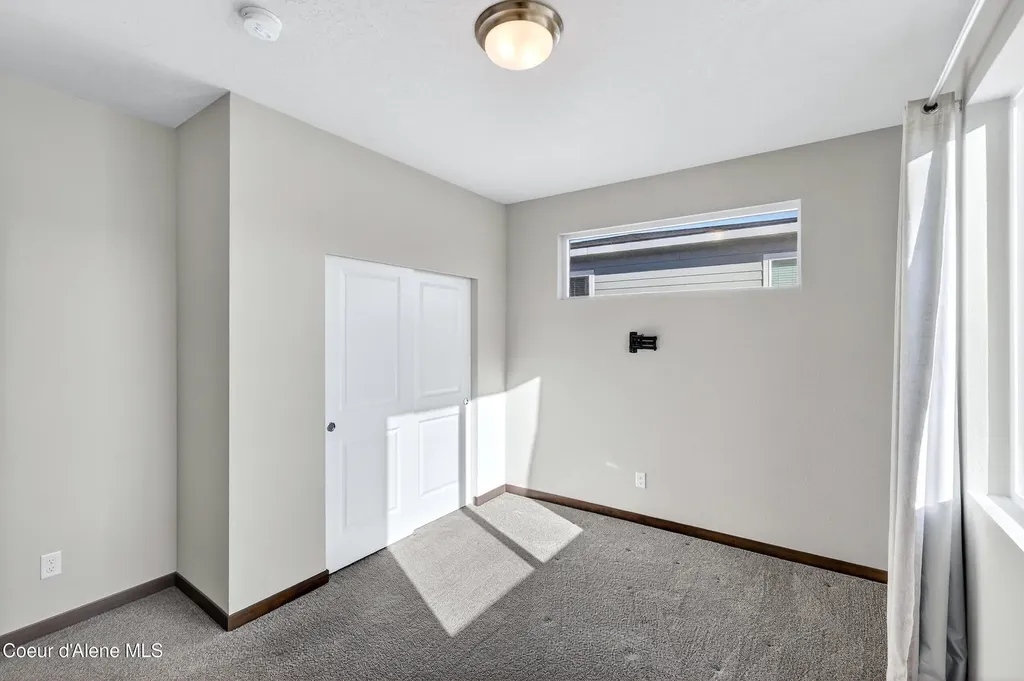 193 N Inkwood Street Post Falls ID 83854
