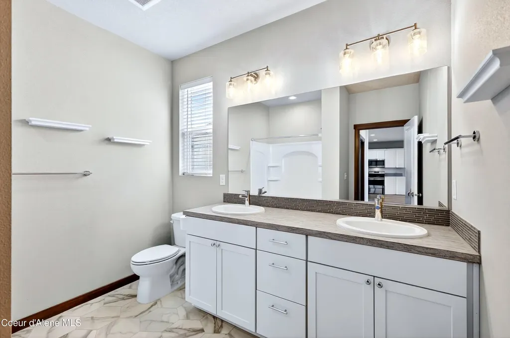 193 N Inkwood Street Post Falls ID 83854