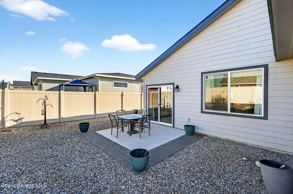 193 N Inkwood Street Post Falls ID 83854