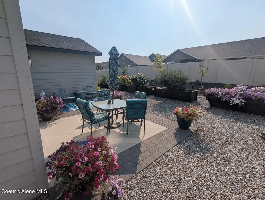 193 N Inkwood Street Post Falls ID 83854