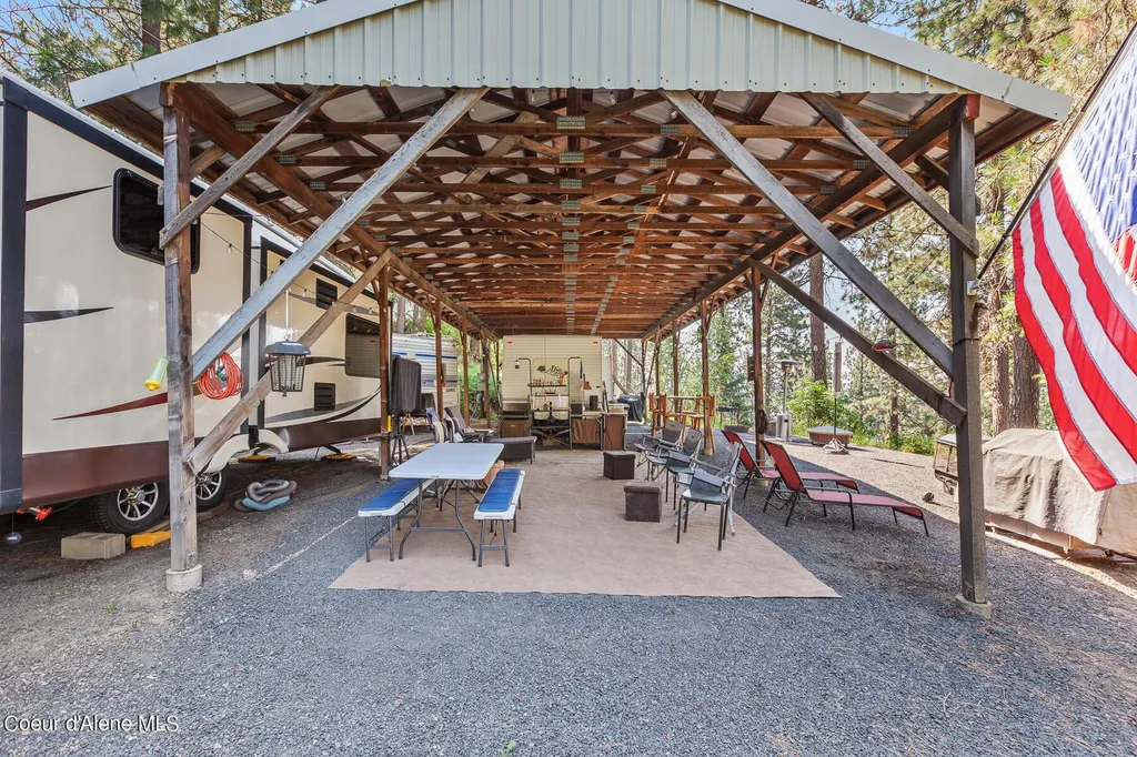 2396 E Crows Nest Road Harrison ID 83833