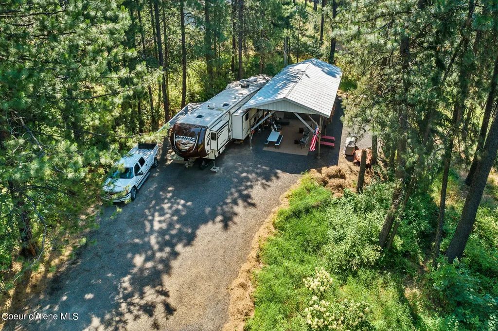2396 E Crows Nest Road Harrison ID 83833