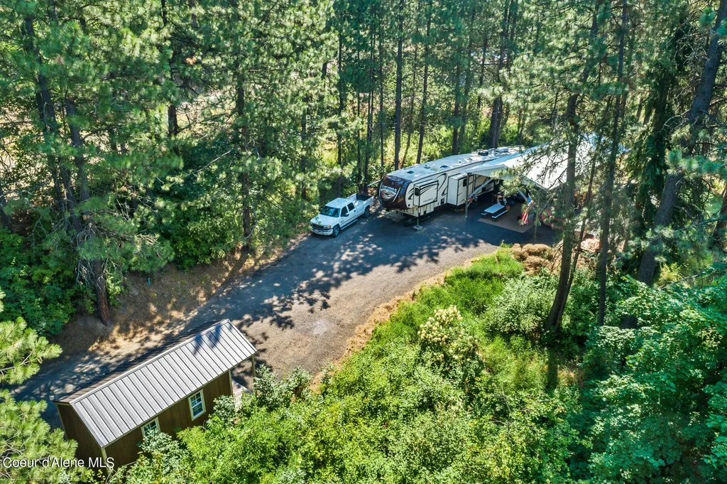 2396 E Crows Nest Road Harrison ID 83833