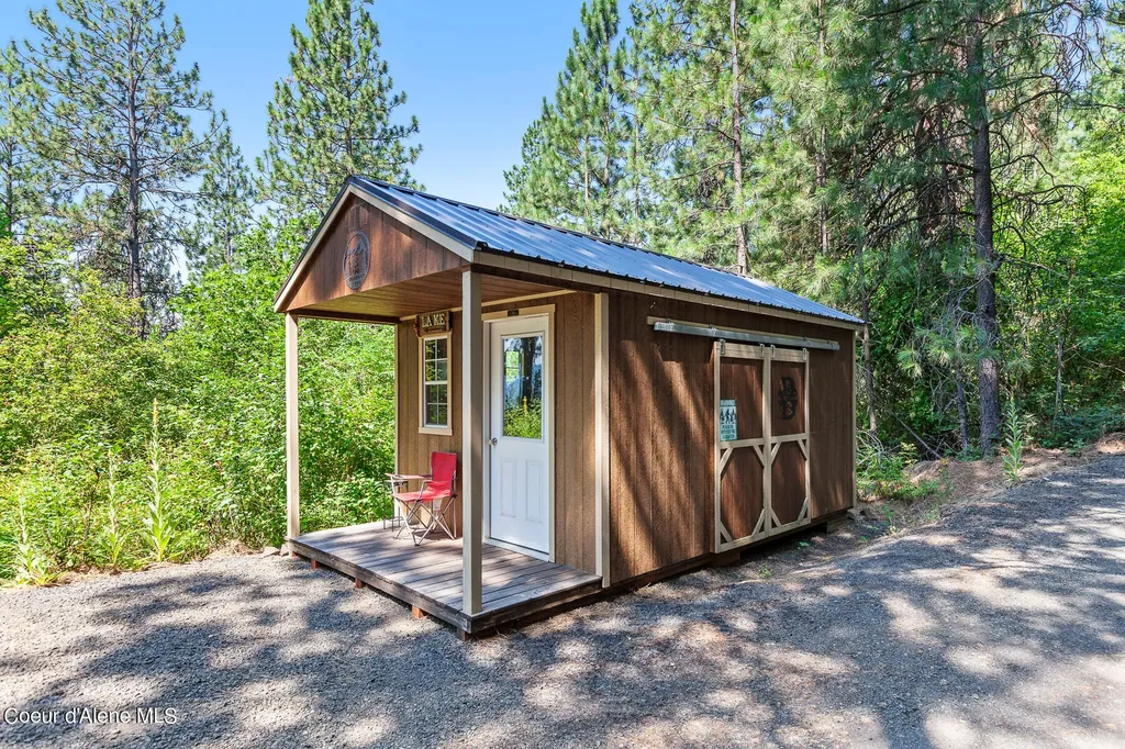 2396 E Crows Nest Road Harrison ID 83833