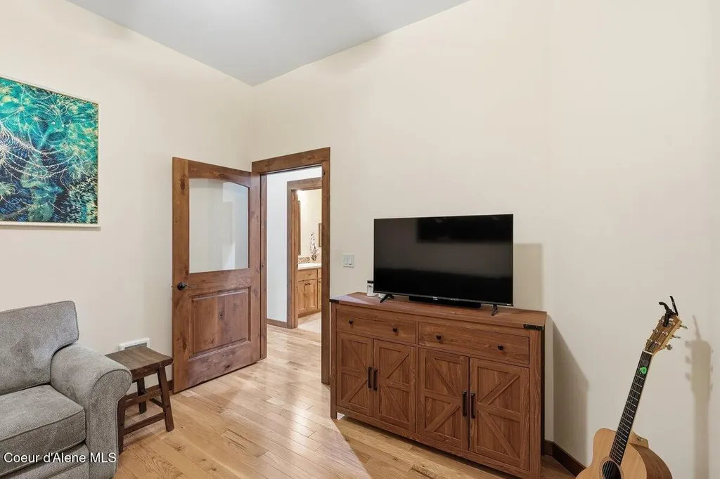 175 Hanaford Road Blanchard ID 83804