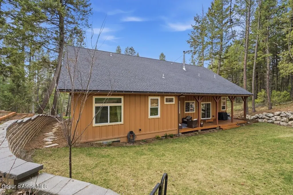 175 Hanaford Road Blanchard ID 83804