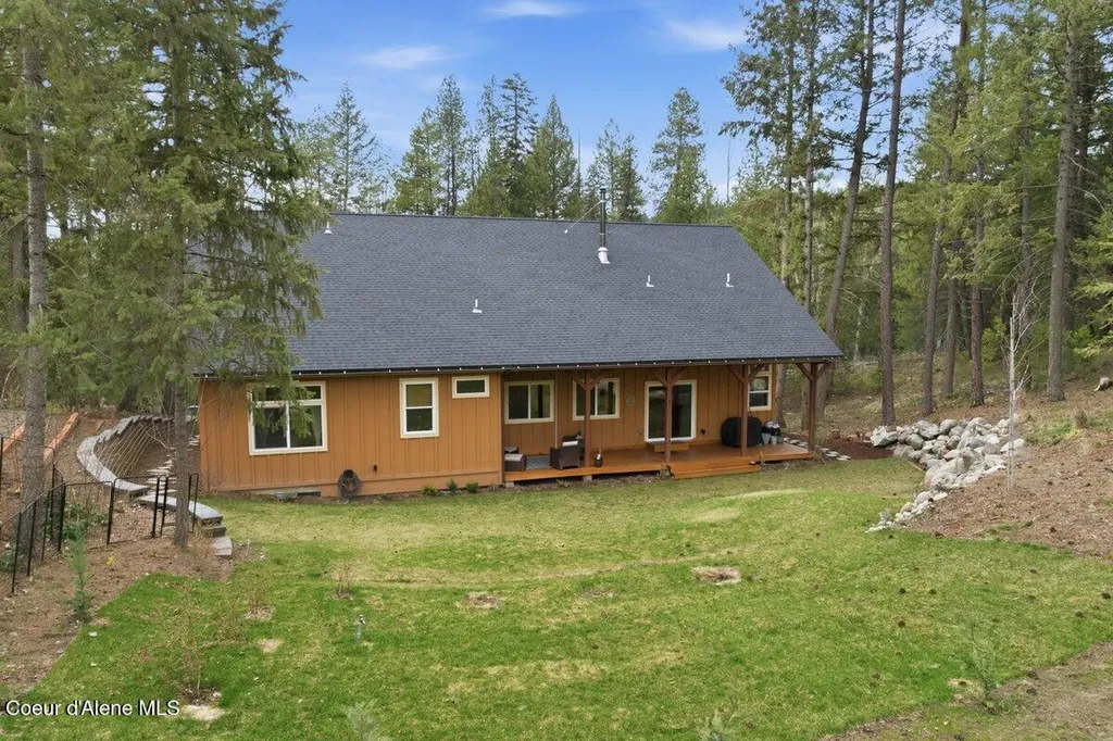 175 Hanaford Road Blanchard ID 83804