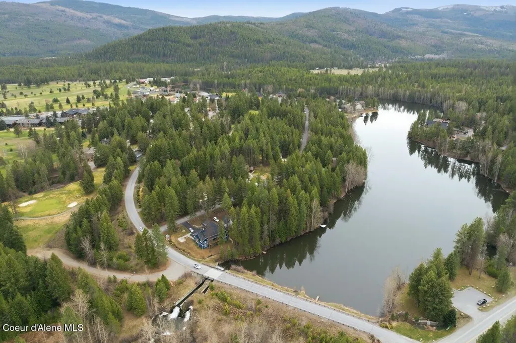 175 Hanaford Road Blanchard ID 83804