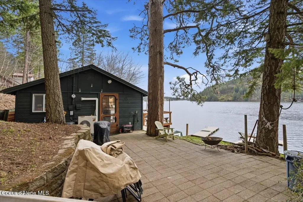 5822 W Boathaven Lane Rathdrum ID 83858
