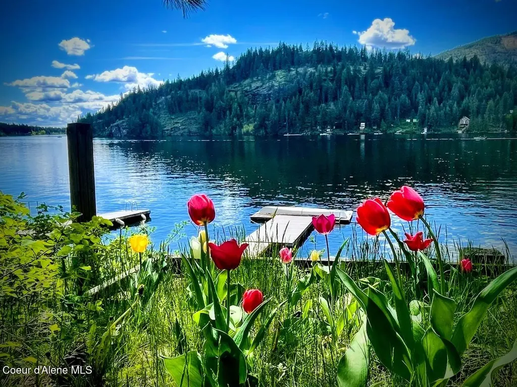5822 W Boathaven Lane Rathdrum ID 83858