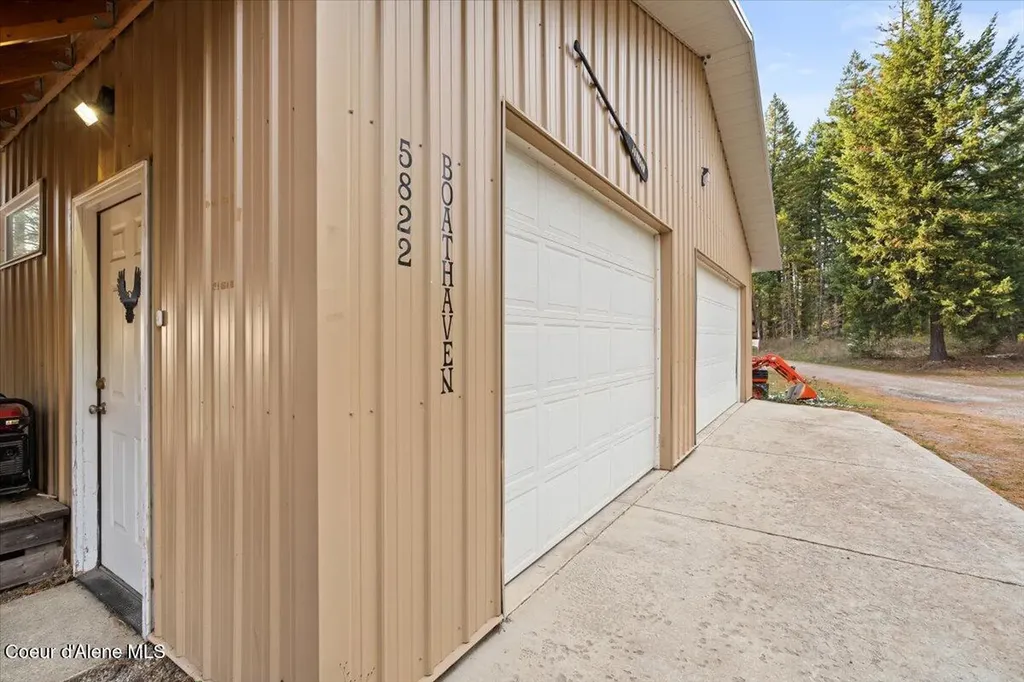 5822 W Boathaven Lane Rathdrum ID 83858