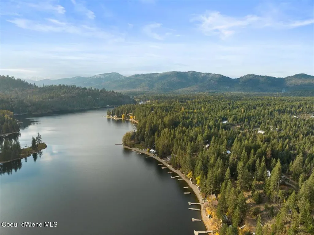 5822 W Boathaven Lane Rathdrum ID 83858