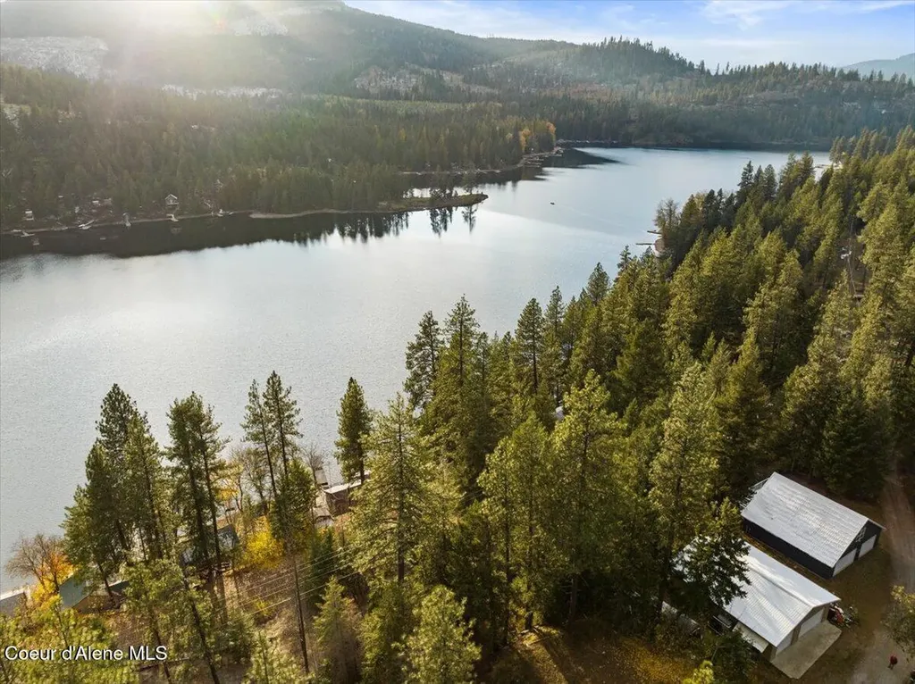 5822 W Boathaven Lane Rathdrum ID 83858