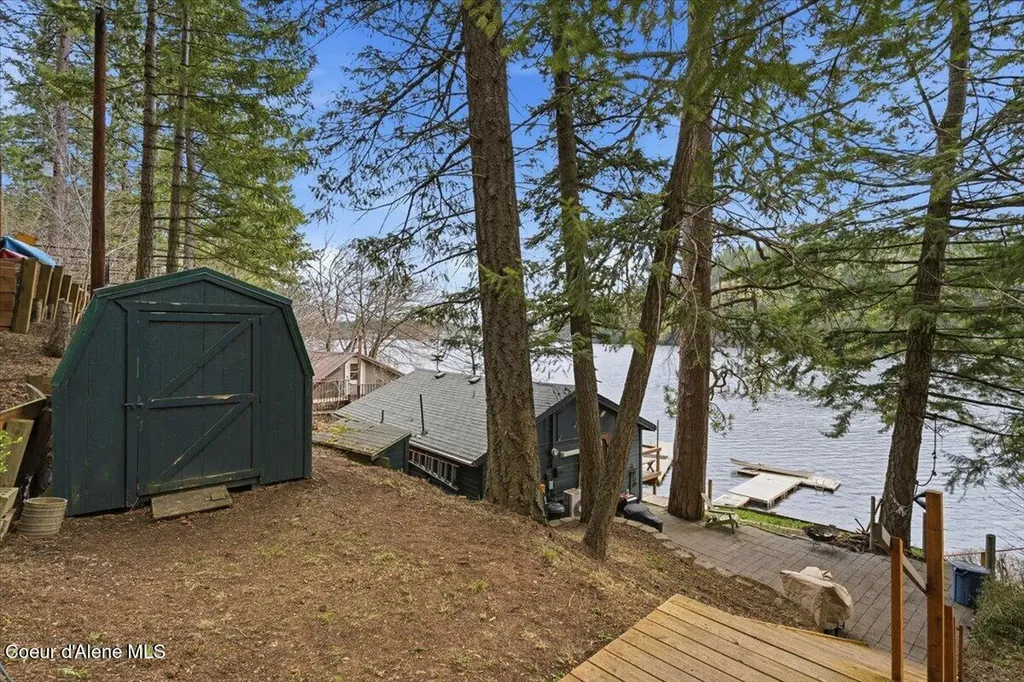 5822 W Boathaven Lane Rathdrum ID 83858
