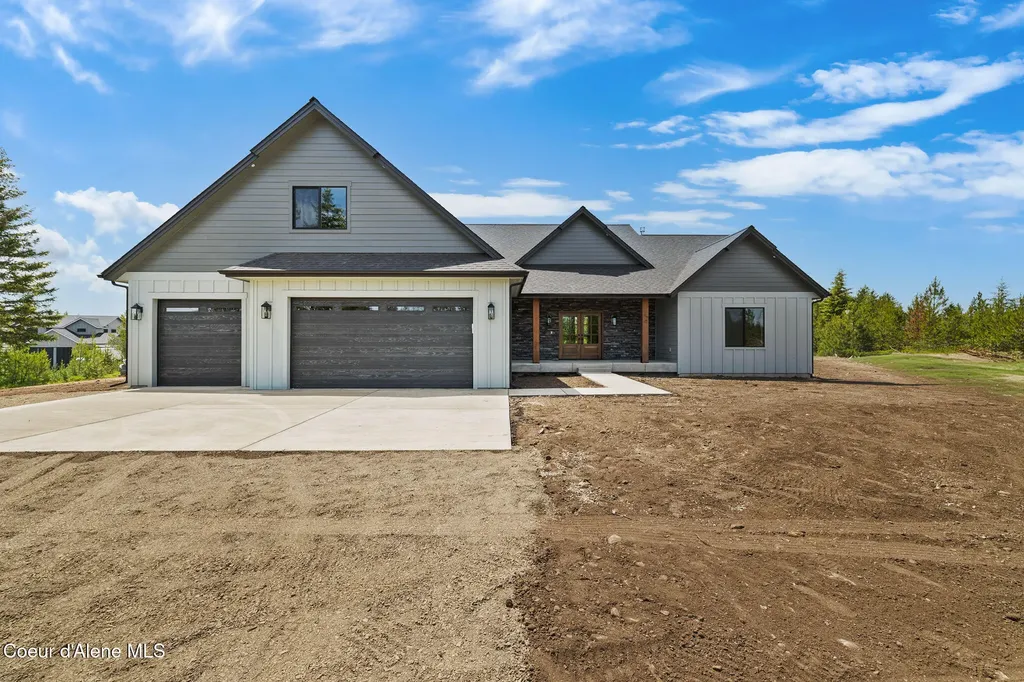 29835 N Archer Road Athol ID 83801